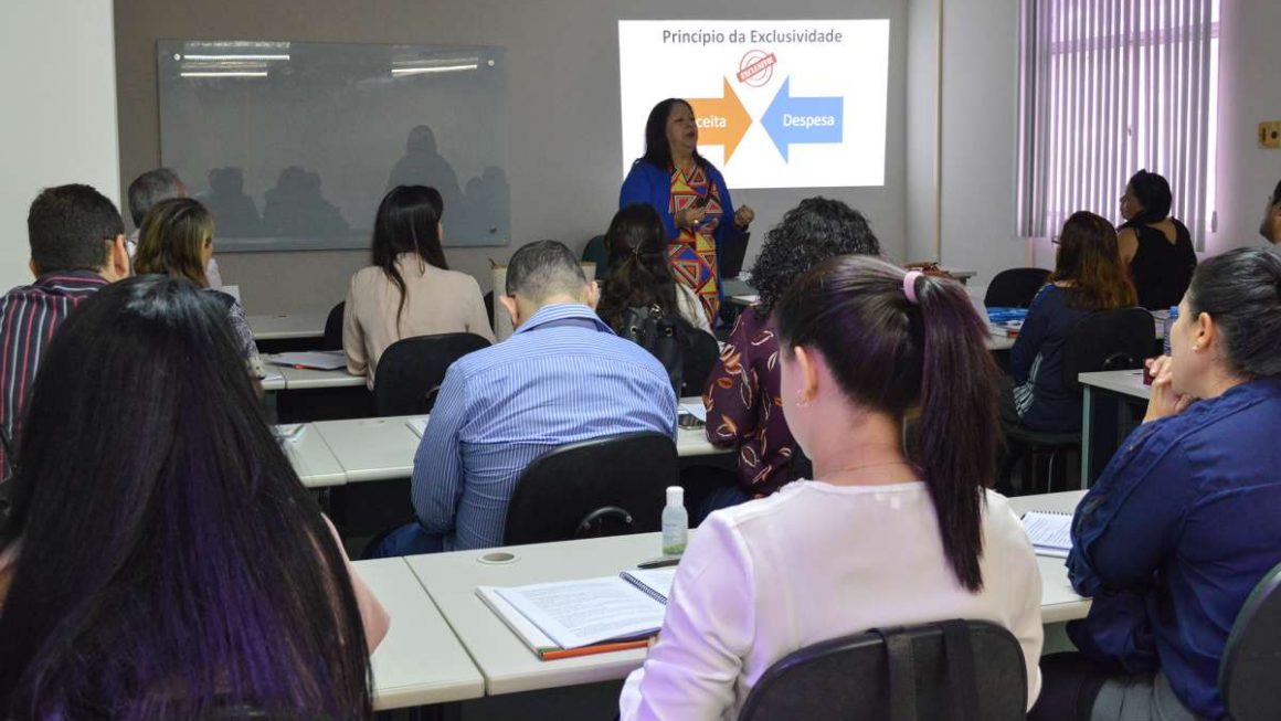 Curso: cooperação entre programas capacitará ao todo 1000 gestores municipais