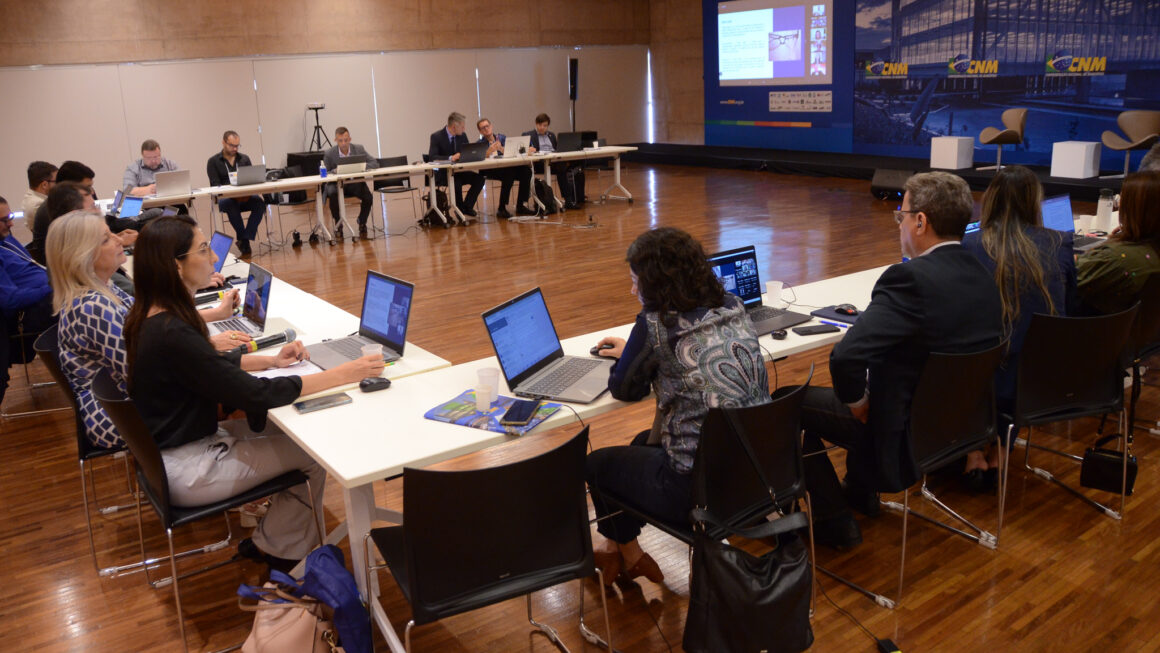 CNM reúne gestores tributários de todo Brasil para propor sugestões na regulamentação da Reforma tributária