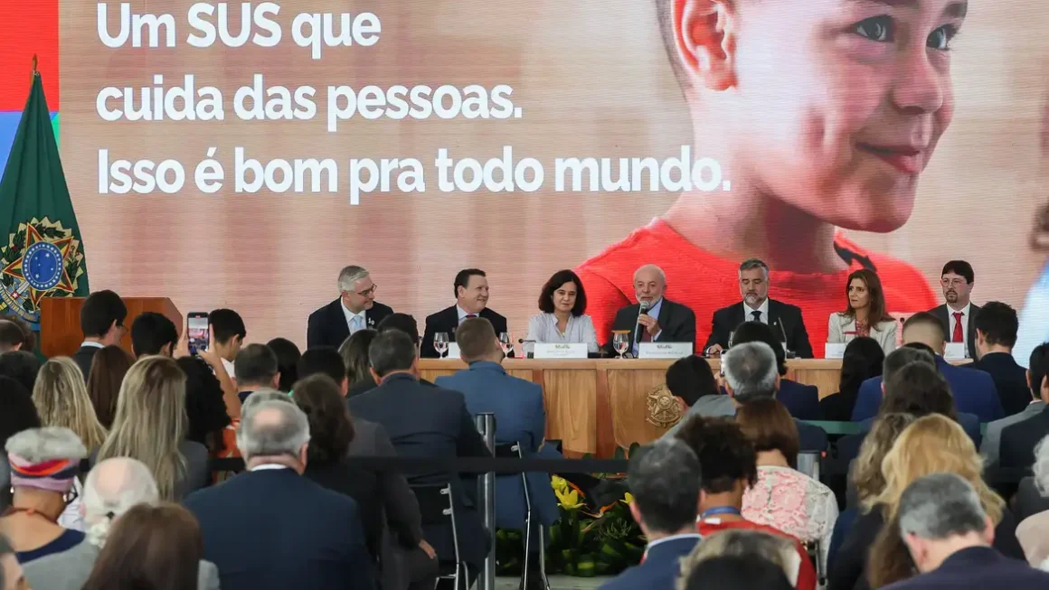 Saúde anuncia política para ampliar acesso a especialistas no SUS