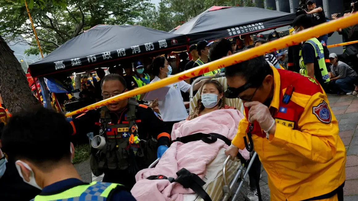 Taiwan: Helicóptero resgata mineiros; número de feridos ultrapassa mil