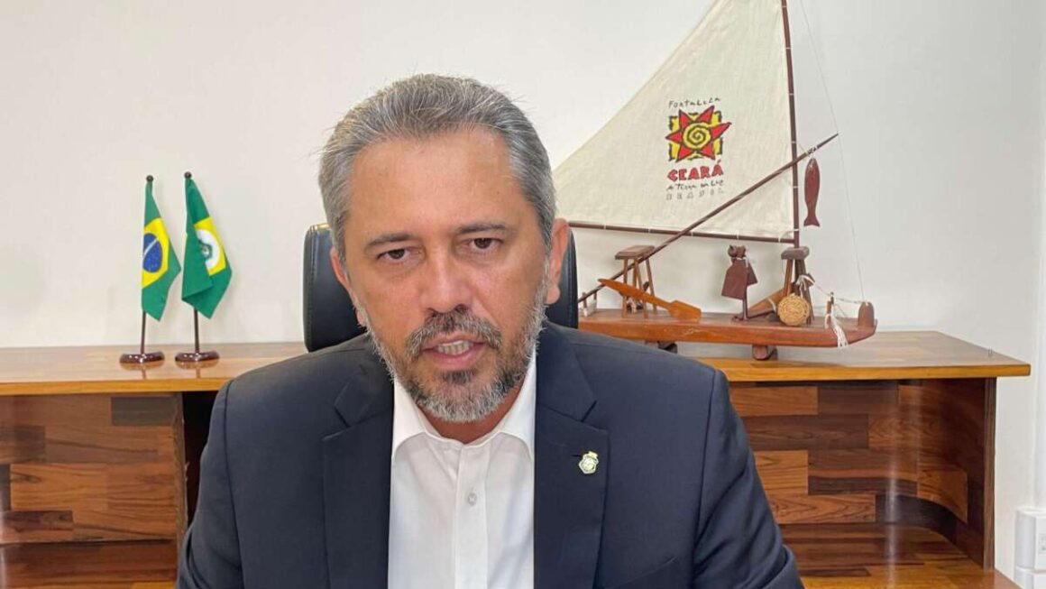 Governo do Ceará anuncia concurso com 600 vagas para policial penal