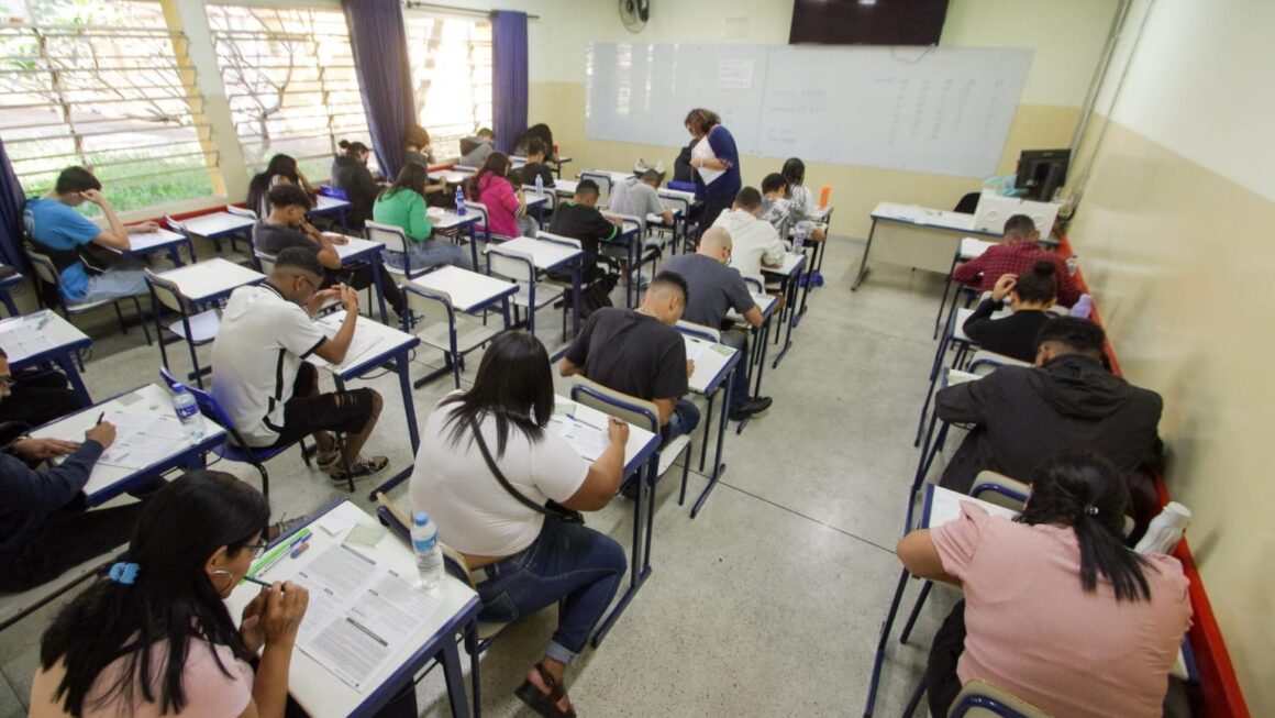 Termina nesta terça prazo para solicitar redução da taxa do Vestibulinho das Etecs