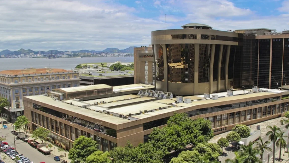 Concurso TJ RJ: novo edital já conta com 4 bancas interessadas