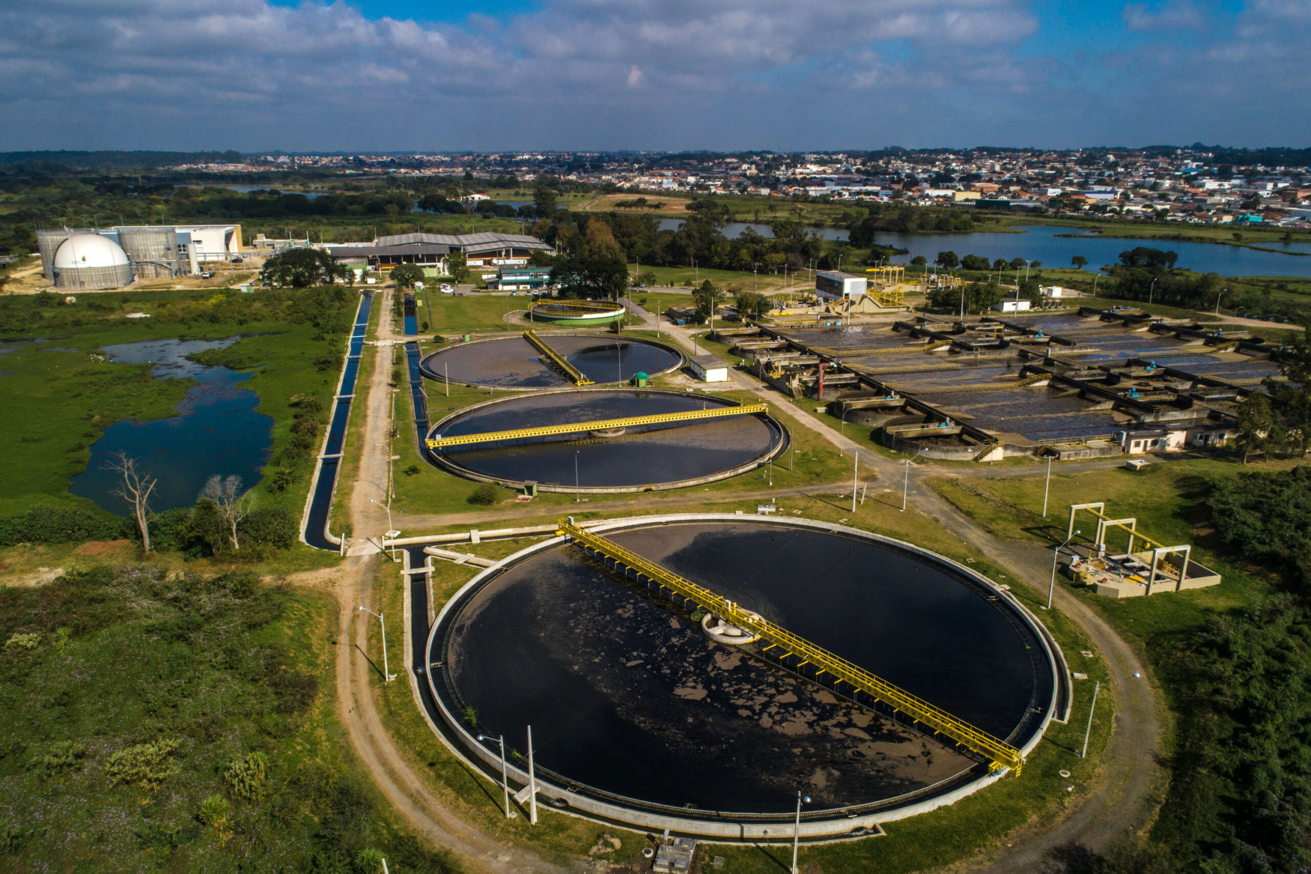 Investimentos da Sanepar em estações de esgoto vão ultrapassar R$ 2 bilhões em 2024 Foto: Maurílio Cheli/Arquivo Sanepar. Fonte: Governo do Estado do Paraná
