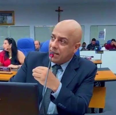 Ex-vereador, Alex Henrique, reivindica investigação sobre licitações suspeitas e gastos da gestão municipal
