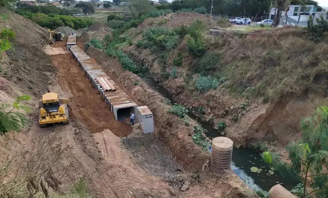 Governo municipal quer conceder obras antes da eleição