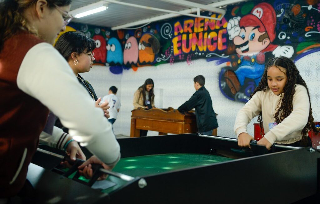 Alunos decidem uso de verba do Saresp e ajudam a mudar ambiente escolar