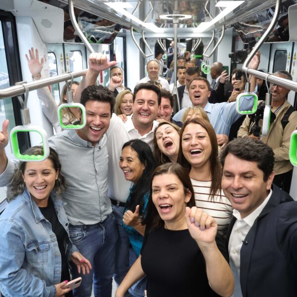 MOBILIDADE URBANA | Primeiro na América do Sul: Bonde Urbano Digital começa a operar entre Pinhais e Piraquara