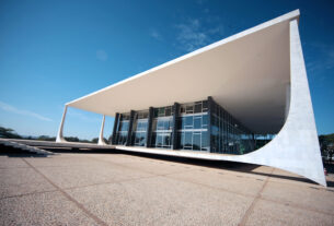 STF determina suspensão dos serviços de loteria e apostas esportivas autorizados por leis municipais 