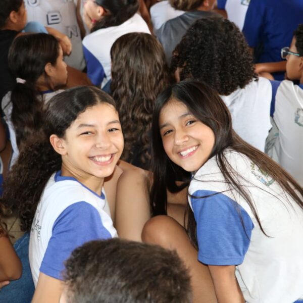 Prefeitura de Goiânia adota Programa Escola das Adolescências para fortalecer aprendizagens do 6º ao 9º ano