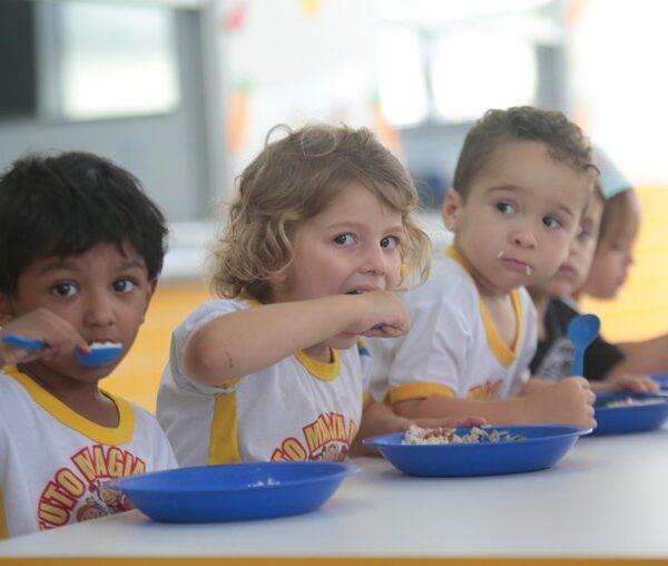 ALIMENTAÇÃO ESCOLAR | Aumento para alimentação escolar chega a 55% com novo reajuste