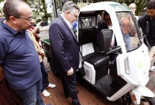 PBH lança programa de benefícios para carroceiros e apresenta triciclo elétrico para substituir carroças