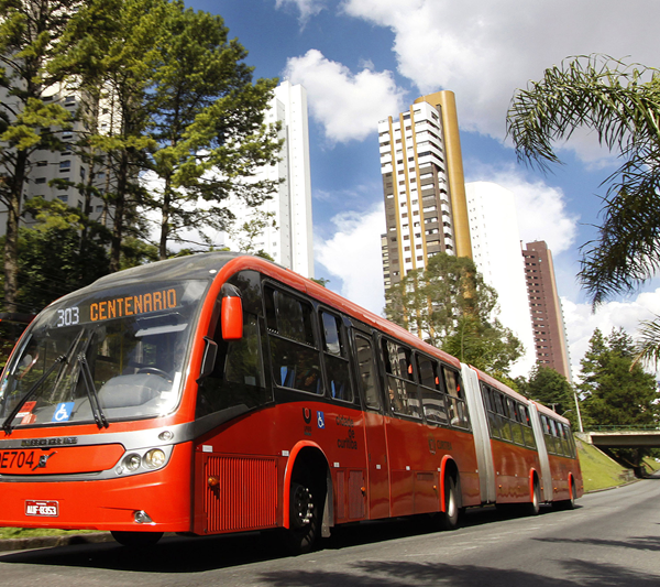 TRANSPORTE PÚBLICO | Prefeito abre o Fórum Nacional de Mobilidade dentro do Smart City Expo Curitiba