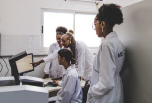 MEC reúne ações voltadas às mulheres do país