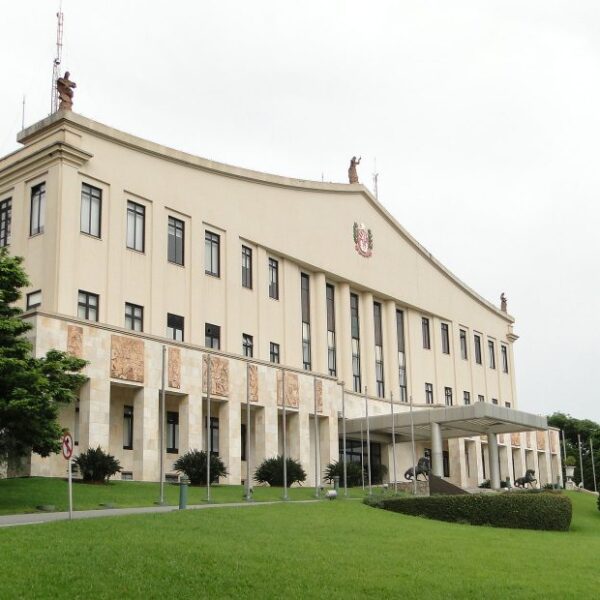 Governo de SP abre edital de R$ 300 milhões para financiar projetos municipais