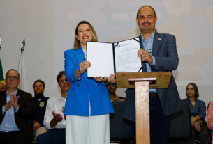 Governo de Minas transfere capital para Uberaba e assina acordo de cooperação para fortalecer projeto Farmácia Viva na cidade