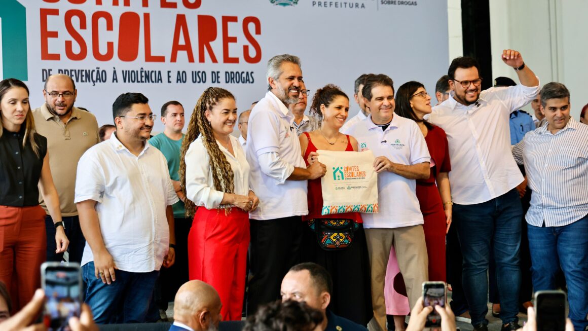 FORtaleCE: Prefeitura e Governo do Estado lançam Comitês Escolares com mais de 400 bolsas para prevenção à violência e ao uso de drogas