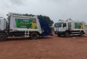 AMAPÁ | Prefeitura de Macapá reforça coleta de lixo com a chegada de dois novos caminhões compactadores