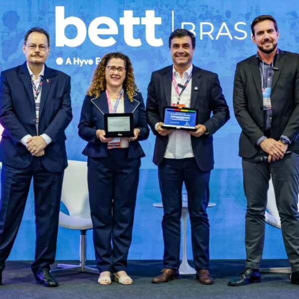 Indaiatuba recebe reconhecimento nacional na Bett Brasil 2026 por projeto de robótica educacional