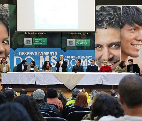 MEC reforça diálogo sobre PNE em Mato Grosso do Sul