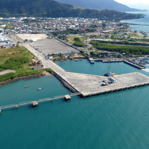 Porto de São Sebastião amplia calado e reforça competitividade operacional