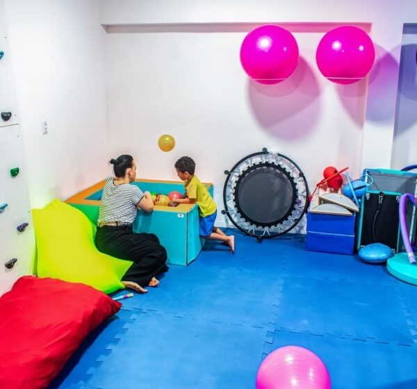 Terapia Ocupacional promove autonomia e desenvolvimento para assistidos na Casa do Autista de Maceió