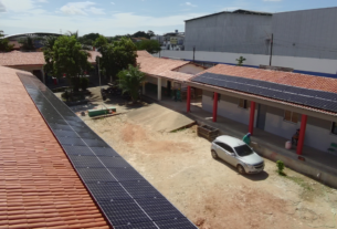 CEARÁ | Prefeitura de Caucaia instala placas solares na Escola Danilo Dalmo da Rocha