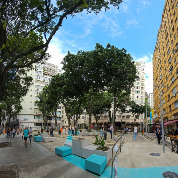 Prefeitura do Rio inaugura nova Praça Sarah Kubitschek, em Copacabana, após obras de revitalização